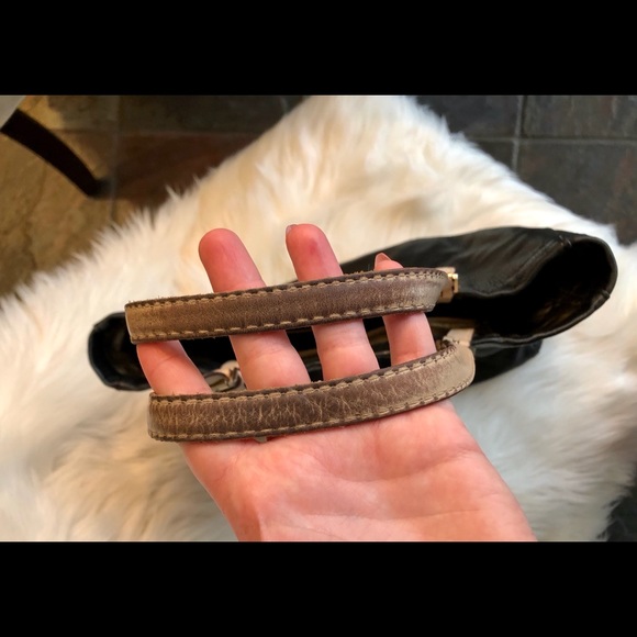 Michael Kors Tote Purse, Leather, Black & Tan, FUC - Picture 13 of 16